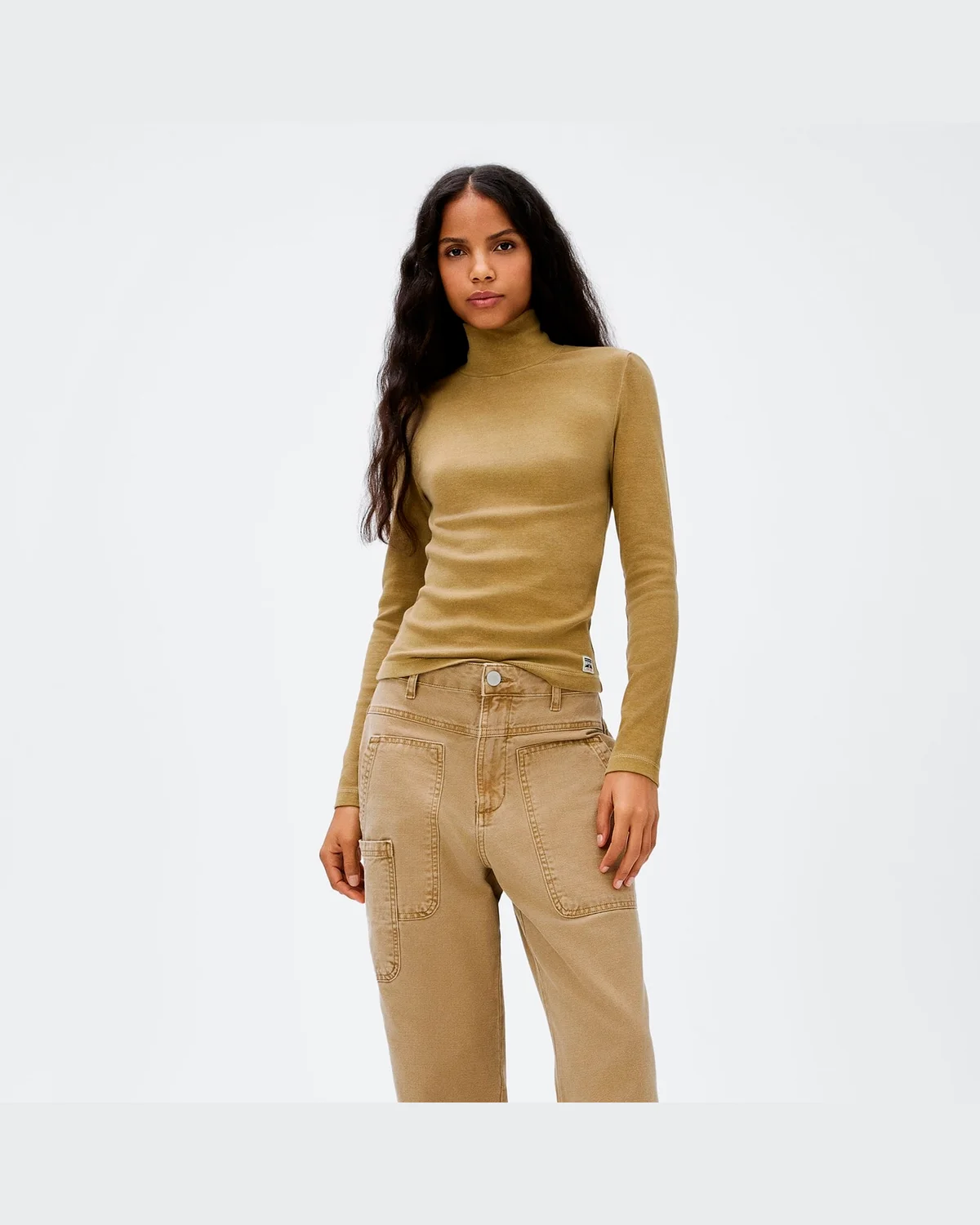 Hering blusa feminina manga longa gola alta em ribana 4h50 (foto 2)