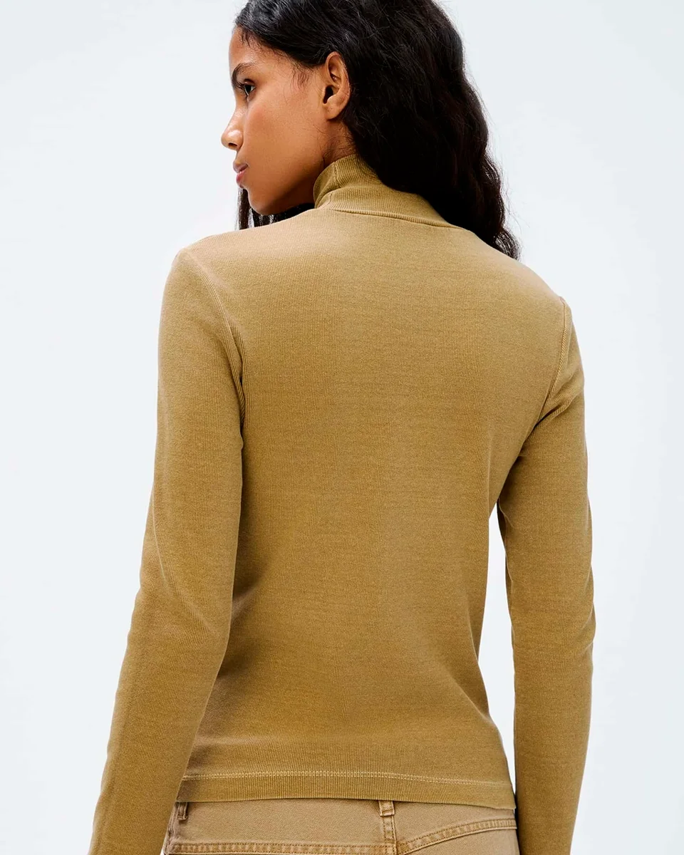 Hering blusa feminina manga longa gola alta em ribana 4h50 (foto 8)