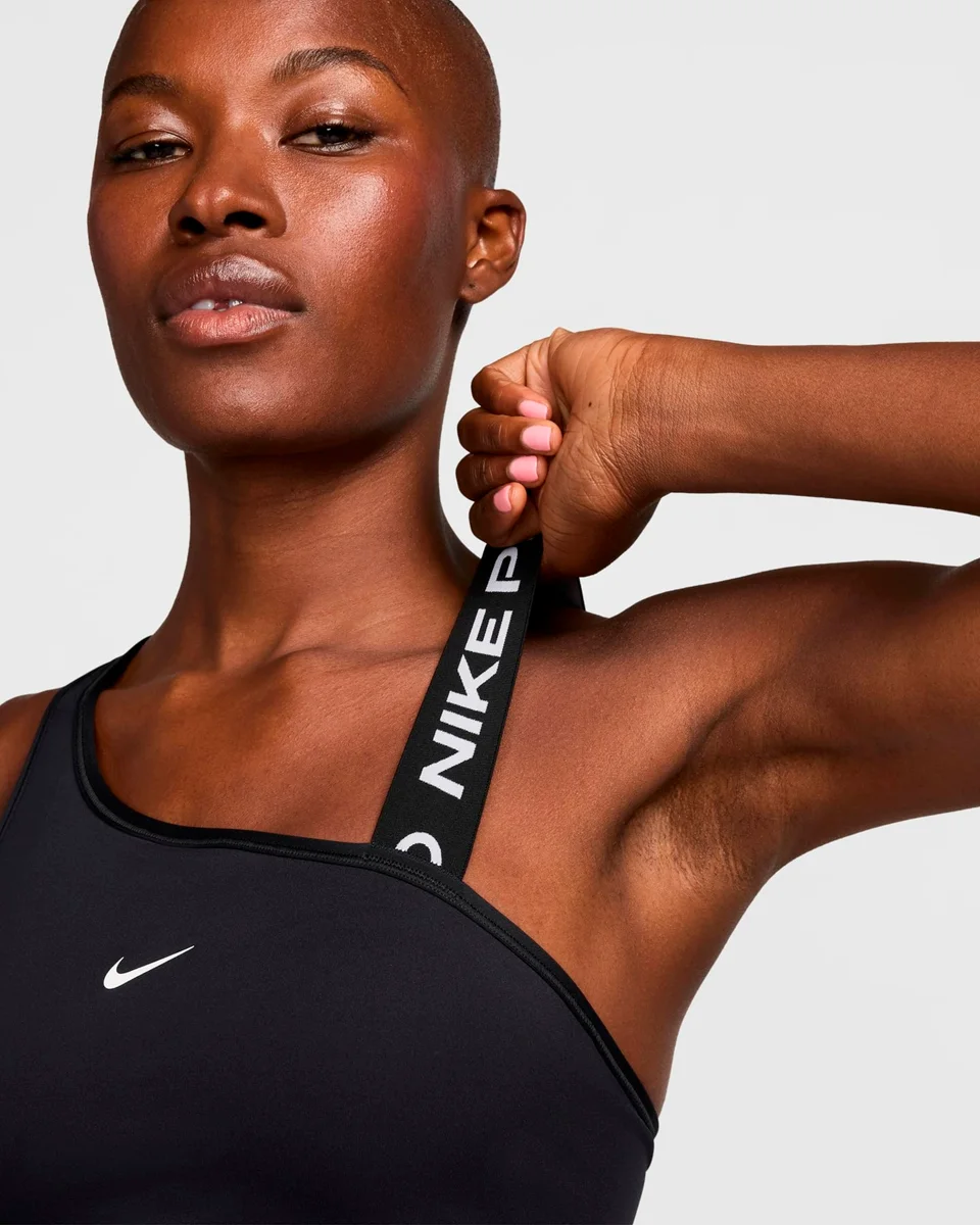 Nike top w np swoosh ms asym — PRETO (foto 4)
