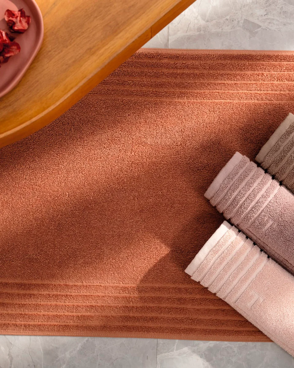 Trussardi toalha para pes felpudo linee (foto 14)