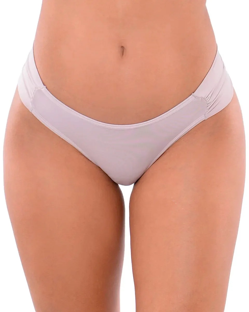 Nayane rodrigues calcinha tanga lisa (foto 6)