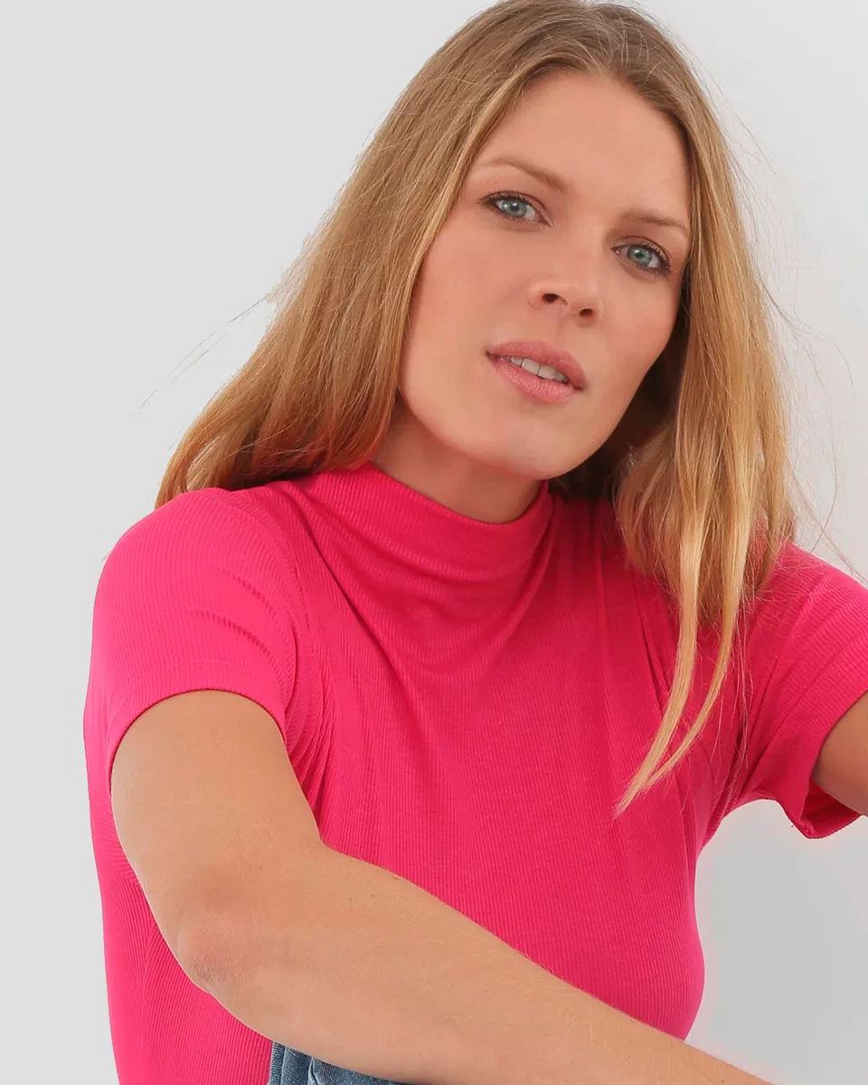 Hering blusa basica feminina gola alta em ribana canelada 4ezv (foto 17)