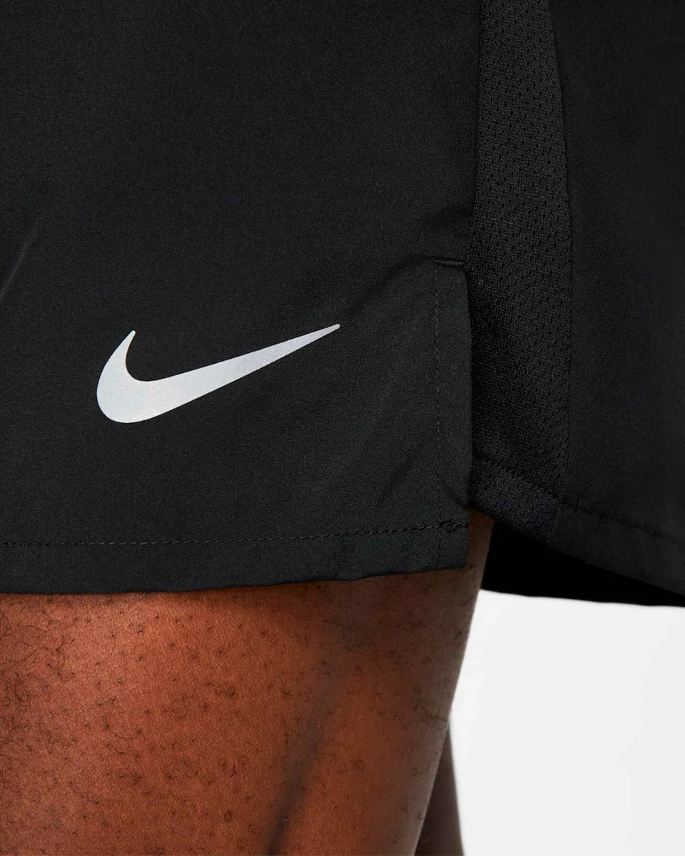 Nike shorts challenger dri-fit masculino — PRETO (foto 4)