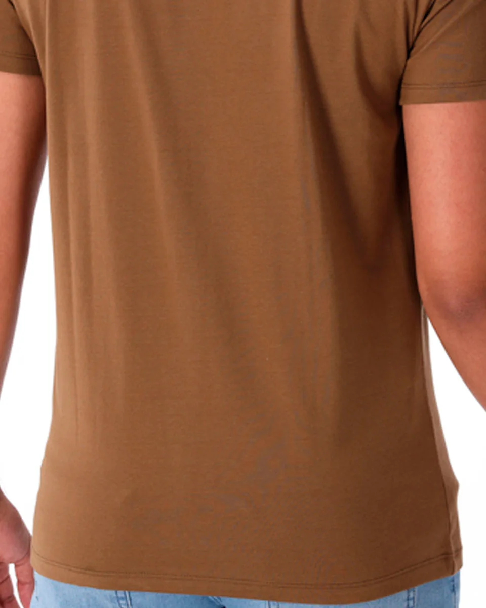 Ogochi camiseta slim mc essencial 006490001 (foto 15)