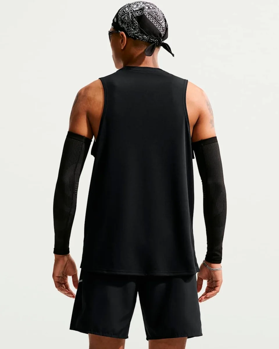Nike shorts drifit nike miler 7 masculino if2070-010 — PRETO (foto 4)