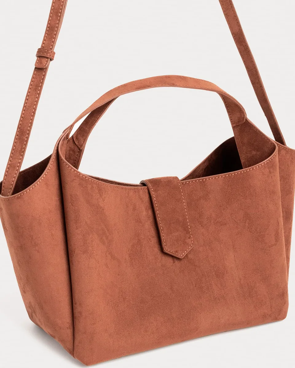 Hering bolsa feminina media em suede kmd6 (foto 4)